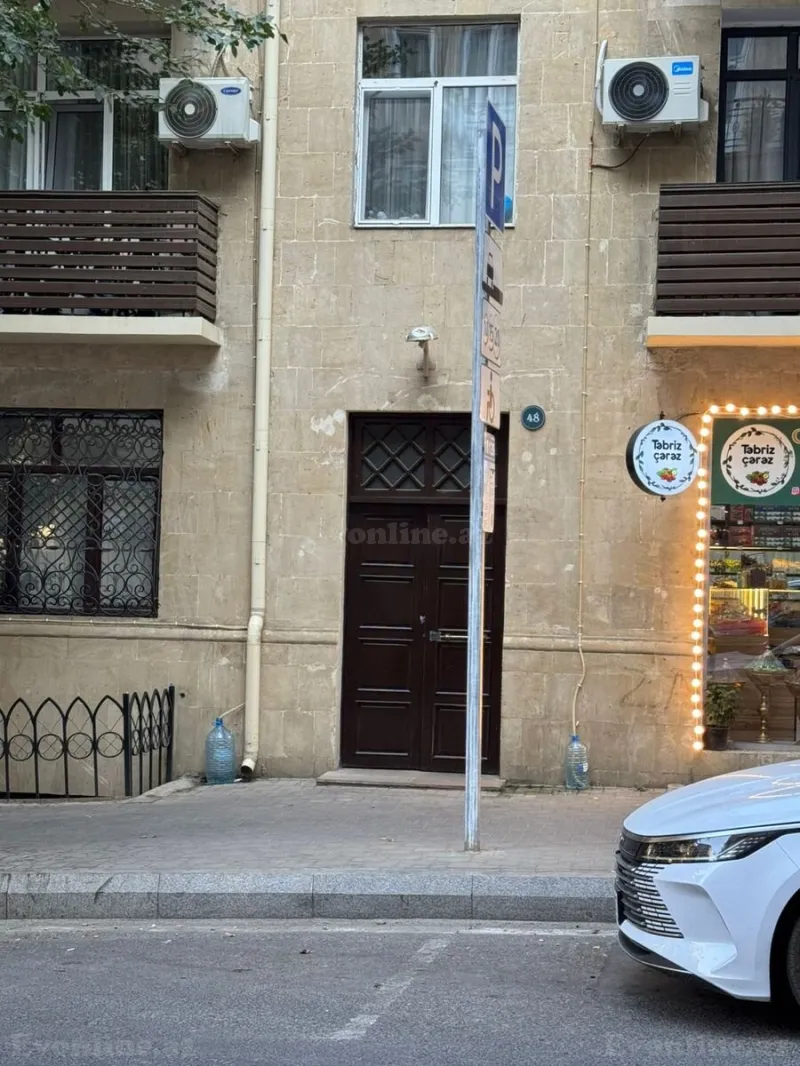 Satılır 4 otaqlı Mənzil Köhnə tikili 100 m² İçərişəhər m. - şəkil 13