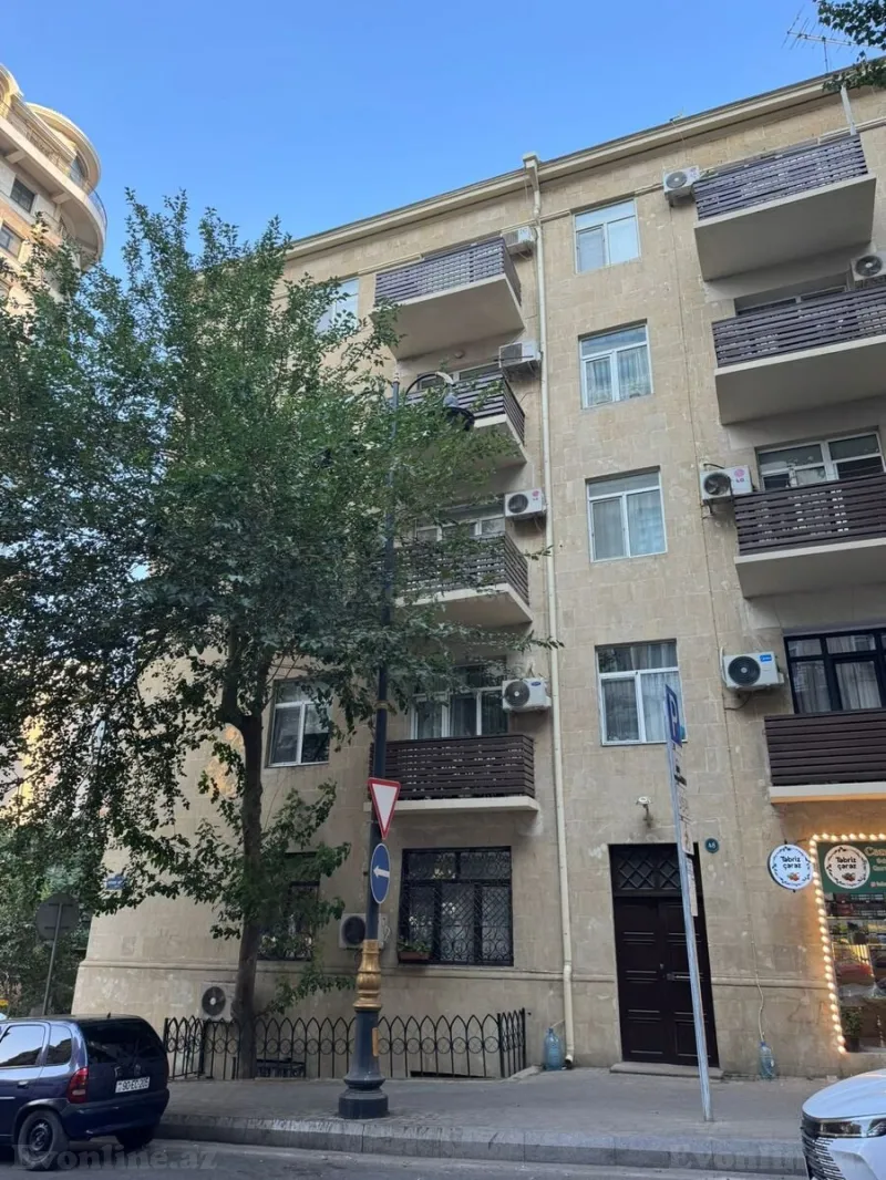 Satılır 4 otaqlı Mənzil Köhnə tikili 100 m² İçərişəhər m. - şəkil 15