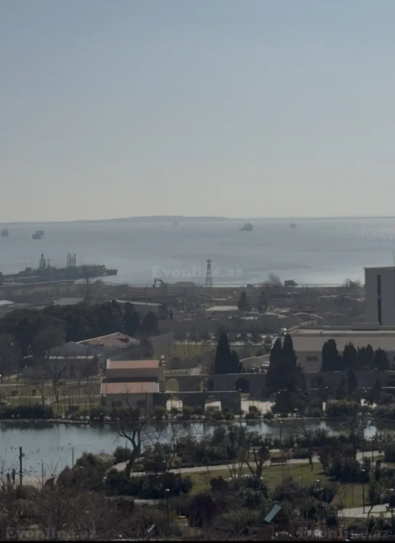 Satılır 4 otaqlı Mənzil Yeni tikili 185 m² Xətai r.