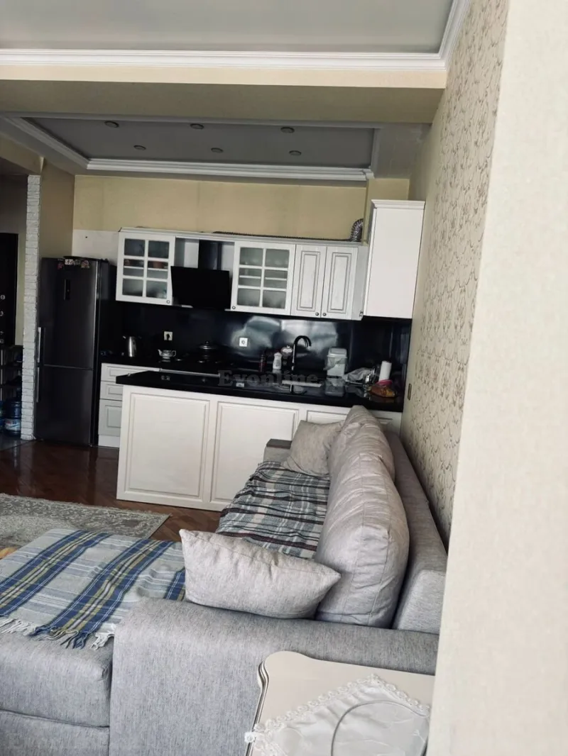 Satılır 2 otaqlı Mənzil Yeni tikili 59 m² Elmlər Akademiyası m. - şəkil 3