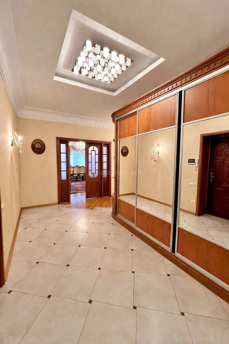 Satılır 3 otaqlı Mənzil Yeni tikili 170 m² Nəsimi r. - şəkil 3