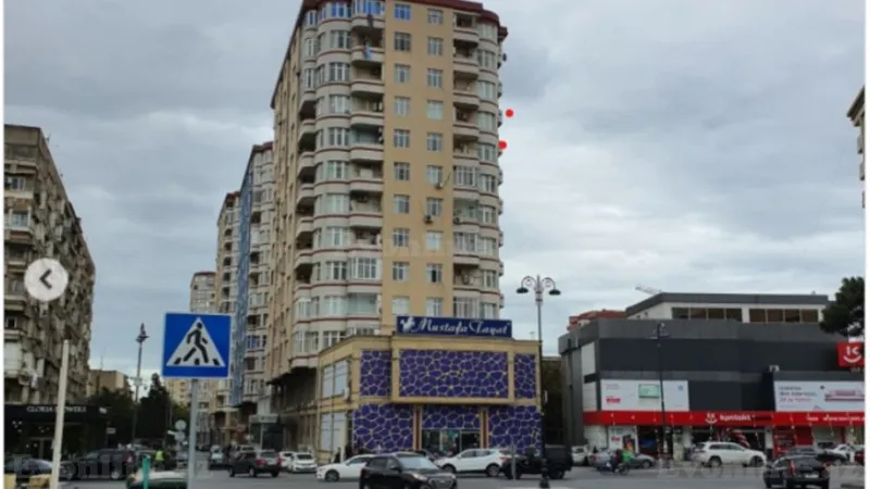 Satılır 3 otaqlı Mənzil Yeni tikili 150 m² Nəriman Nərimanov m. - şəkil 2