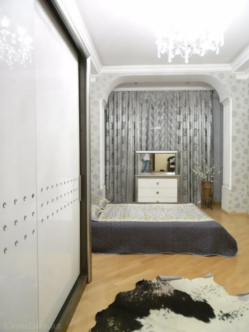 Kirayə verilir 2 otaqlı Mənzil Yeni tikili 128 m² Yasamal r. - şəkil 3