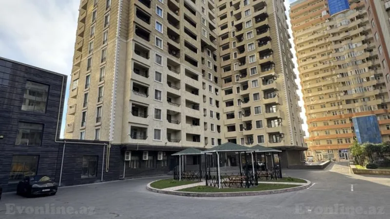 Satılır 4 otaqlı Mənzil Yeni tikili 146 m² Xətai m.