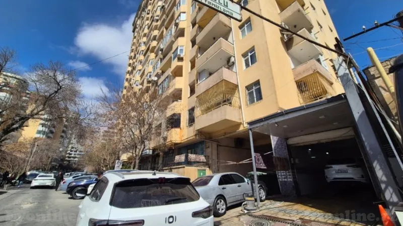 Bakı, Yasamal r., Nizami m.da obyekt satılır