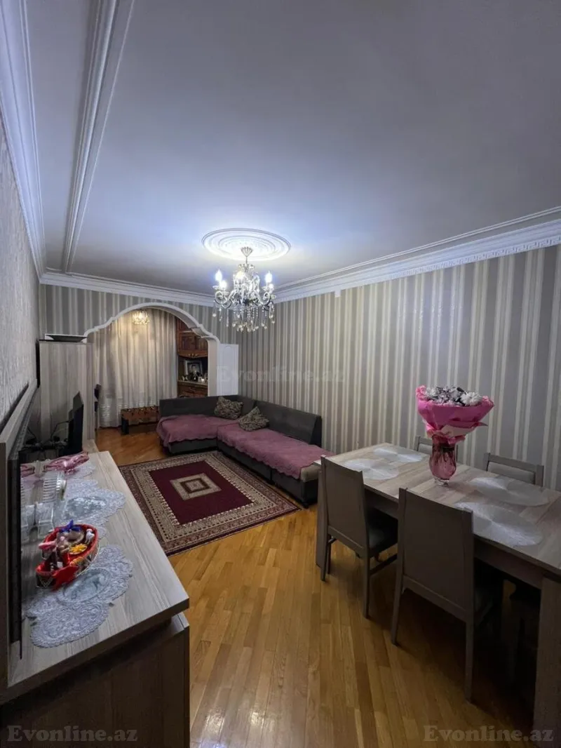 Satılır 3 otaqlı Mənzil Köhnə tikili 80 m² Həzi Aslanov