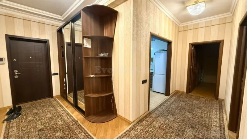 Satılır 3 otaqlı Mənzil Yeni tikili 106 m² Həzi Aslanov m. - şəkil 5