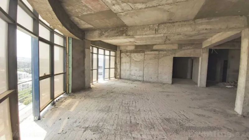 Satılır 2 otaqlı Mənzil Yeni tikili 740 m² Elmlər Akademiyası m.