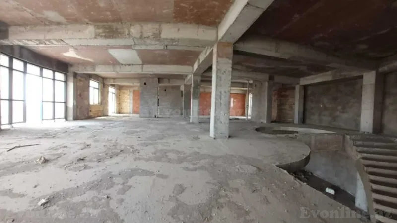 Satılır 2 otaqlı Mənzil Yeni tikili 740 m² Elmlər Akademiyası m. - şəkil 3