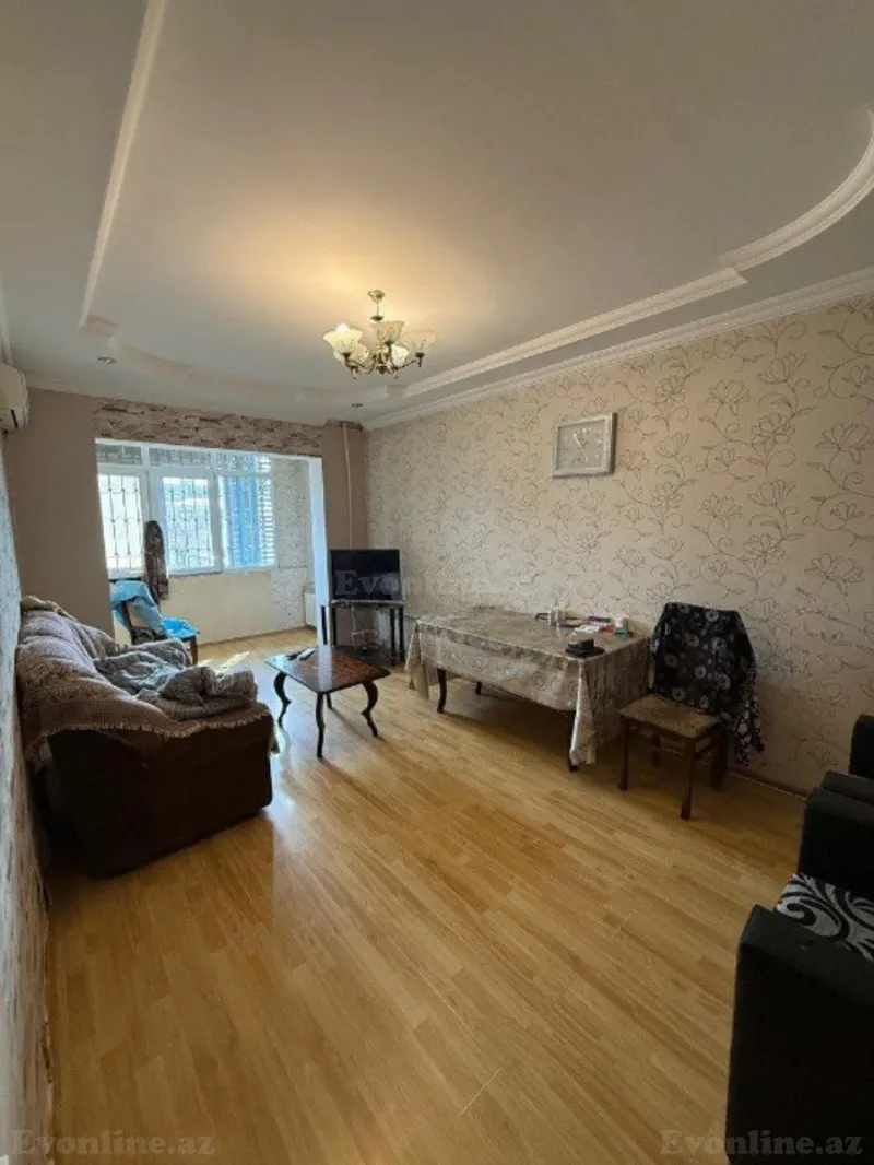 Satılır 2 otaqlı Mənzil Köhnə tikili 65 m² Gənclik m. - şəkil 5