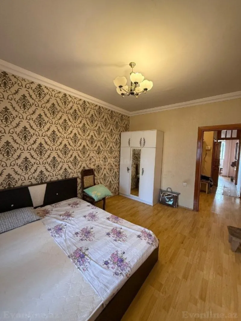 Satılır 2 otaqlı Mənzil Köhnə tikili 65 m² Gənclik m. - şəkil 7