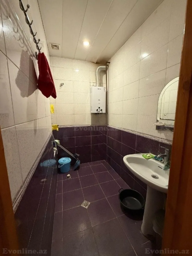 Satılır 2 otaqlı Mənzil Köhnə tikili 65 m² Gənclik m. - şəkil 11