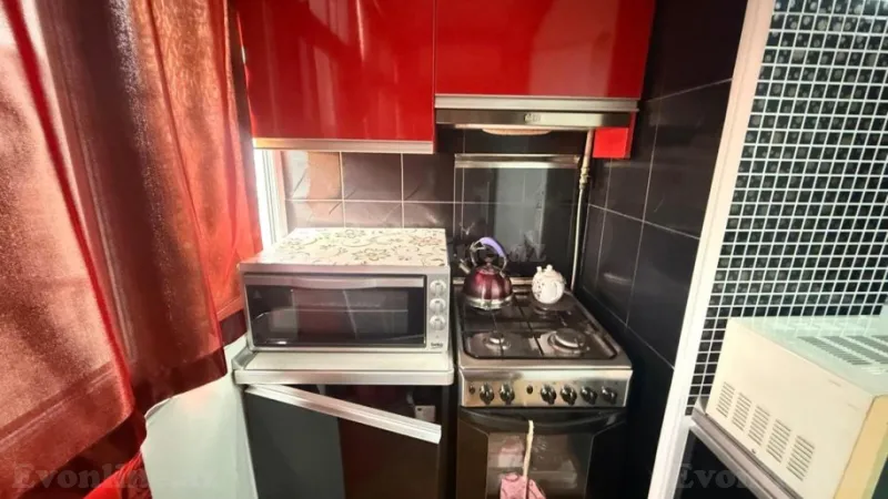 Satılır 3 otaqlı Mənzil Köhnə tikili 80 m² Əhmədli m. - şəkil 13