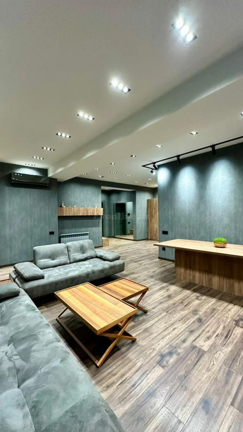 Satılır 4 otaqlı Mənzil Yeni tikili 150 m² Xalqlar Dostluğu m. - şəkil 2