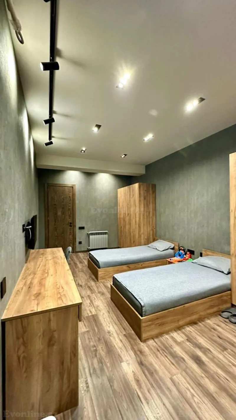 Satılır 4 otaqlı Mənzil Yeni tikili 150 m² Xalqlar Dostluğu m. - şəkil 8