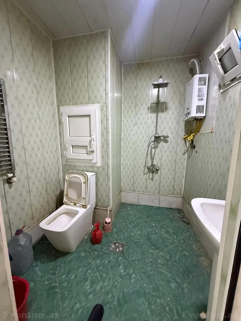 Satılır 5 otaqlı Mənzil Köhnə tikili 120 m² Yeni Yasamal - şəkil 6