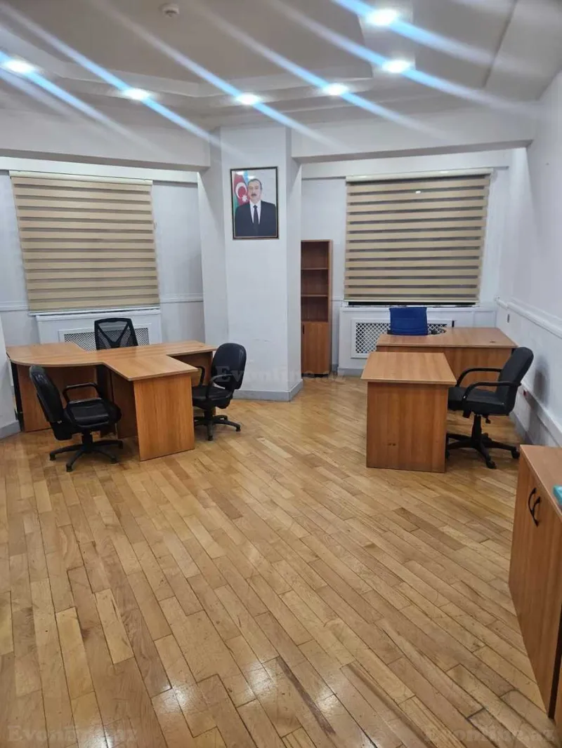 Kirayə verilir Ofis 55 m² Nizami m.