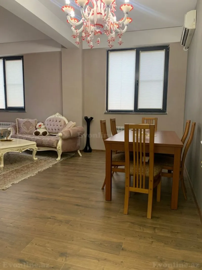 Kirayə verilir 2 otaqlı Mənzil Yeni tikili 85 m² Böyükşor