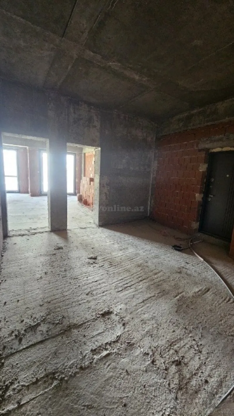 Satılır 2 otaqlı Mənzil Yeni tikili 80 m² Koroğlu m. - şəkil 8