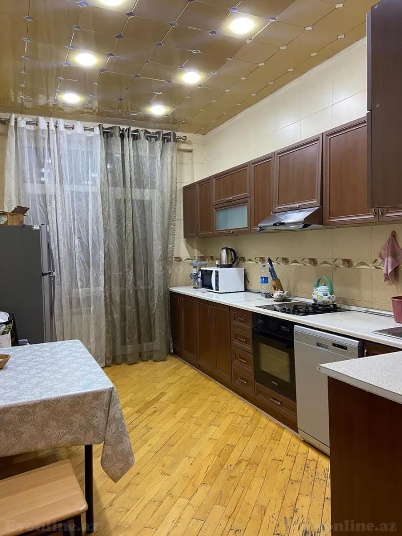 Kirayə verilir 2 otaqlı Mənzil Yeni tikili 100 m² 28 May m. - şəkil 4