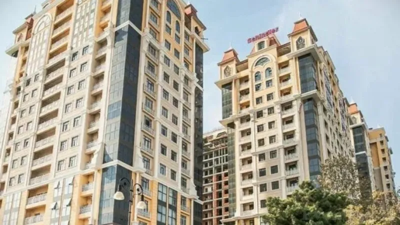Satılır 3 otaqlı Mənzil Yeni tikili 130 m² 28 May m.