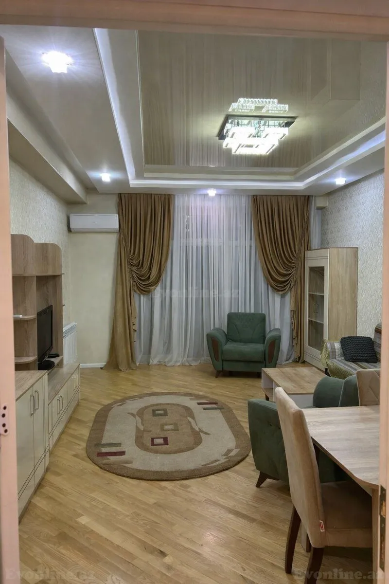 Kirayə verilir 2 otaqlı Mənzil Yeni tikili 100 m² 28 May m.