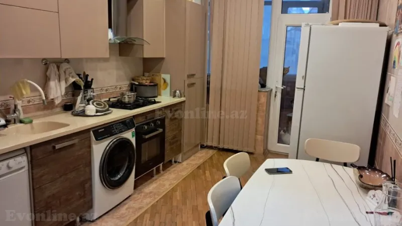 Satılır 2 otaqlı Mənzil Yeni tikili 78 m² 8 Noyabr m. - şəkil 5