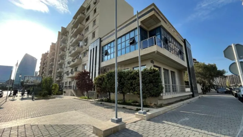 Bakı, Xətai r., Xətai m.da obyekt kirayə verilir