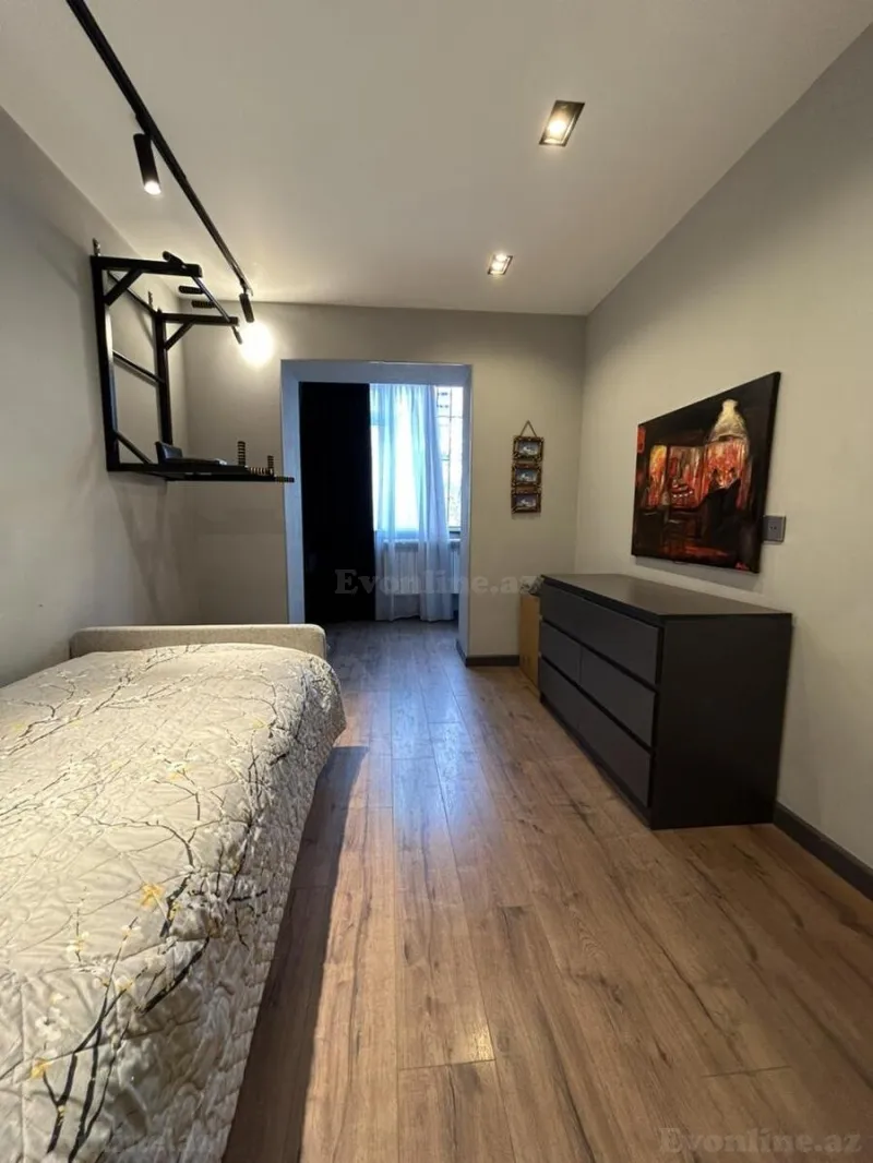 Kirayə verilir 4 otaqlı Mənzil Köhnə tikili 88 m² İçərişəhər m. - şəkil 6