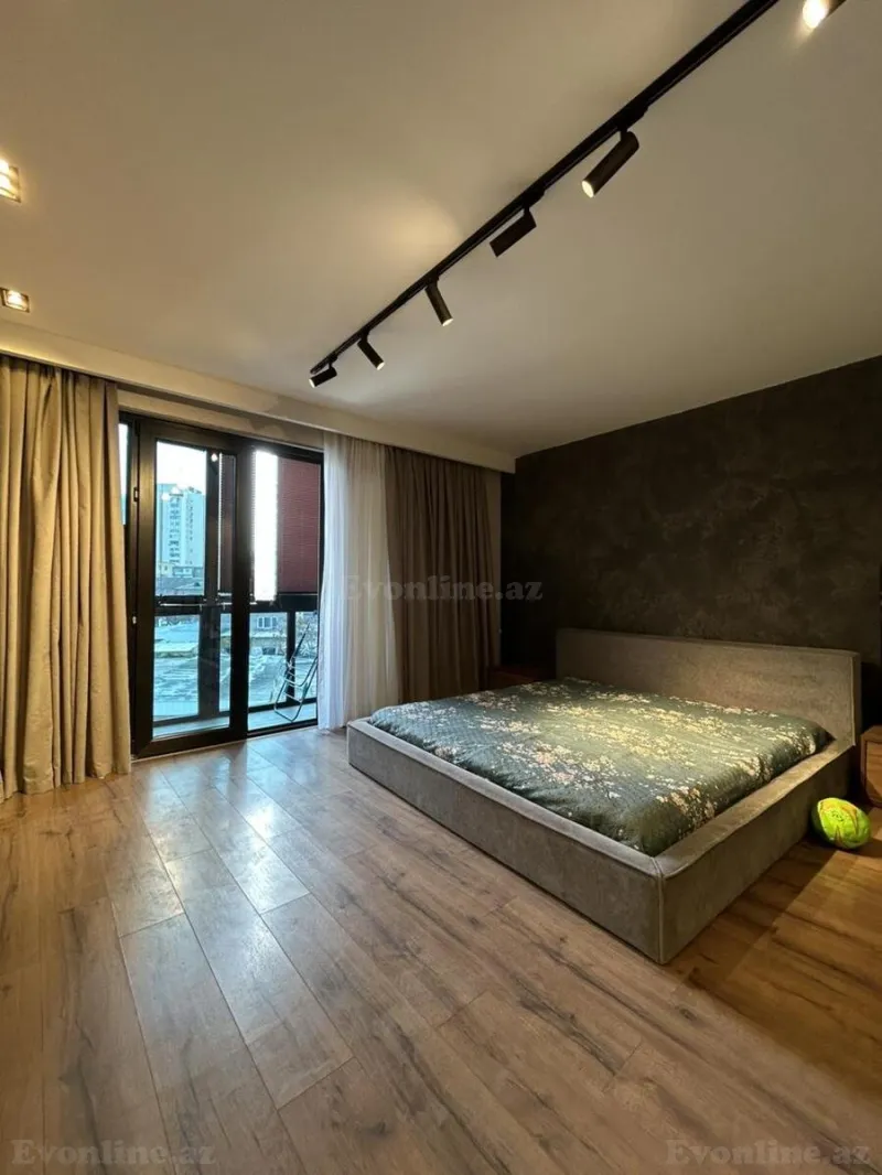 Kirayə verilir 4 otaqlı Mənzil Köhnə tikili 88 m² İçərişəhər m. - şəkil 8