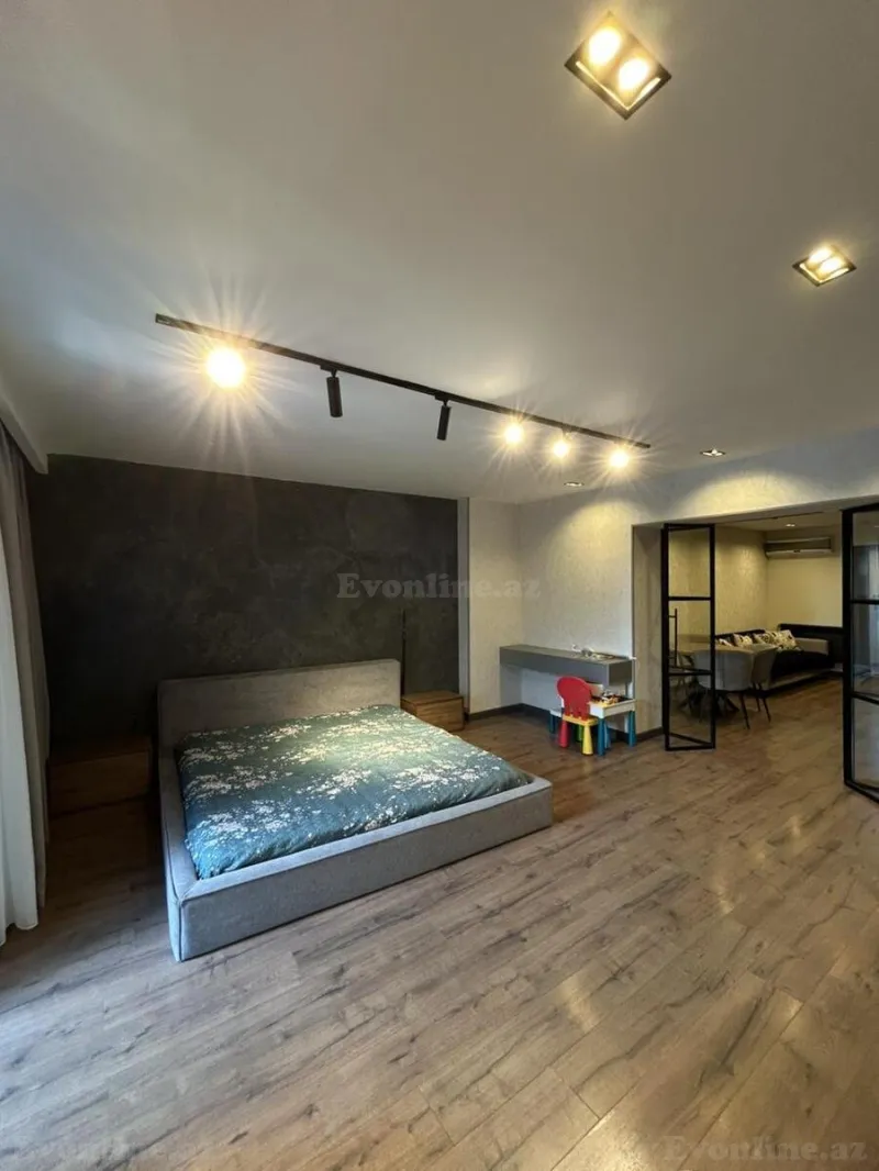 Kirayə verilir 4 otaqlı Mənzil Köhnə tikili 88 m² İçərişəhər m. - şəkil 12