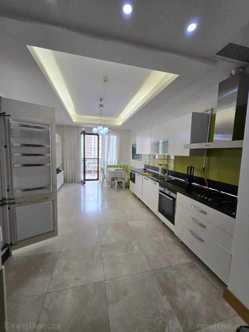 Kirayə verilir 5 otaqlı Mənzil Yeni tikili 265 m² Nərimanov r. - şəkil 6