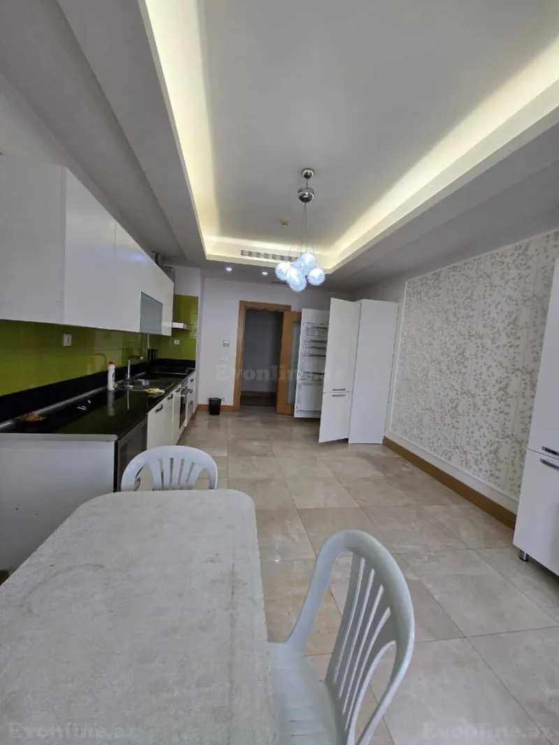 Kirayə verilir 5 otaqlı Mənzil Yeni tikili 265 m² Nərimanov r. - şəkil 8