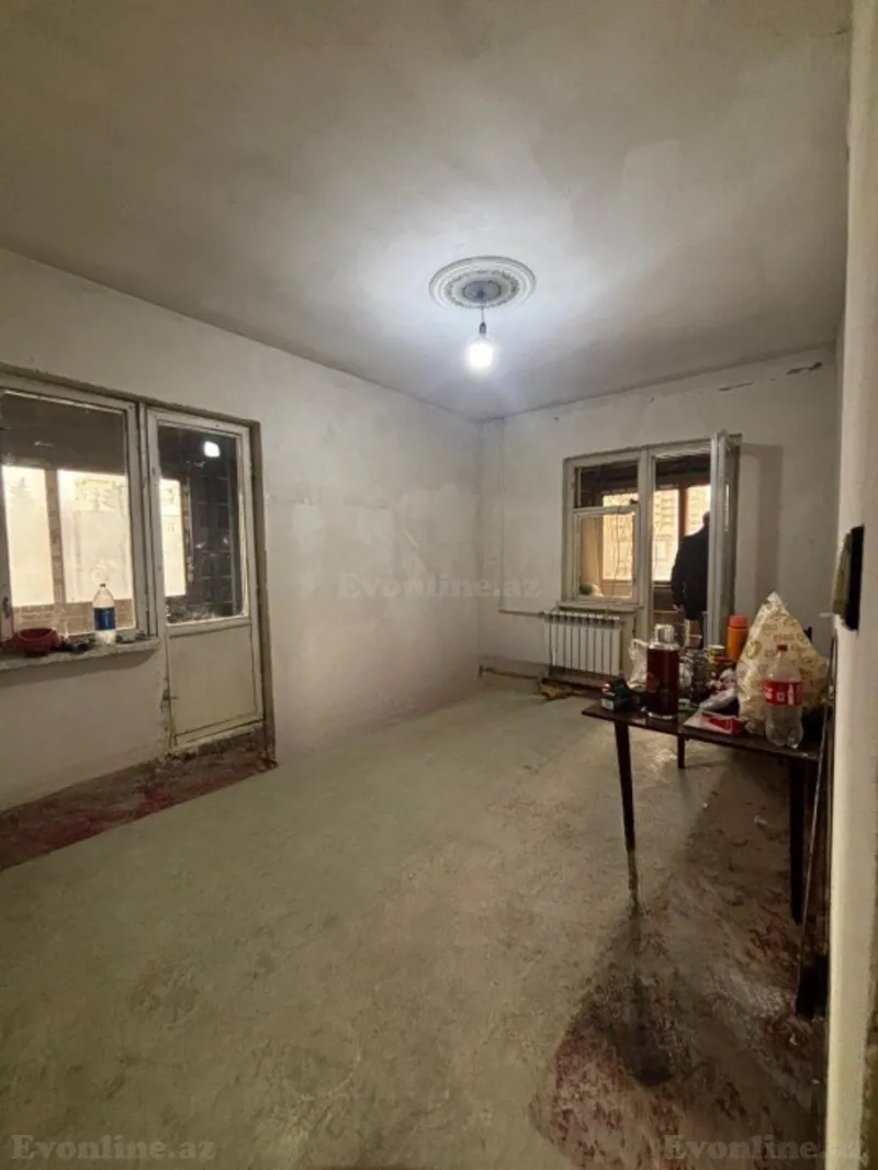 Satılır 3 otaqlı Mənzil Köhnə tikili 83 m² Nərimanov r. - şəkil 3