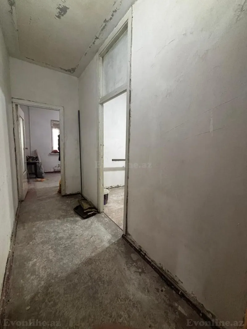 Satılır 3 otaqlı Mənzil Köhnə tikili 83 m² Nərimanov r. - şəkil 5