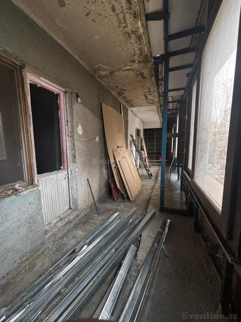 Satılır 3 otaqlı Mənzil Köhnə tikili 83 m² Nərimanov r. - şəkil 8