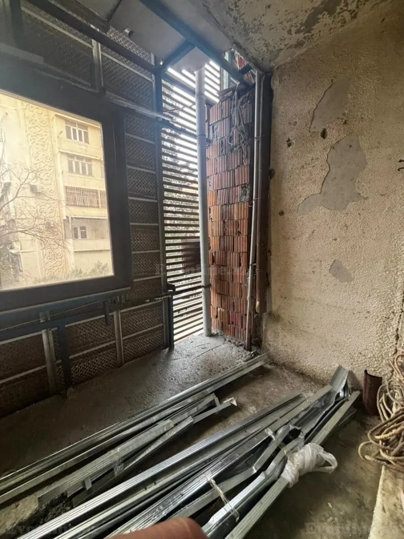 Satılır 3 otaqlı Mənzil Köhnə tikili 83 m² Nərimanov r. - şəkil 9