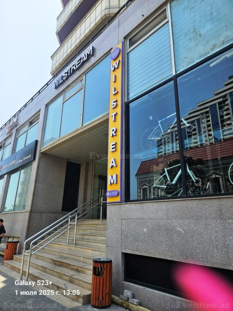 Kirayə verilir Ofis 350 m² Xətai m.