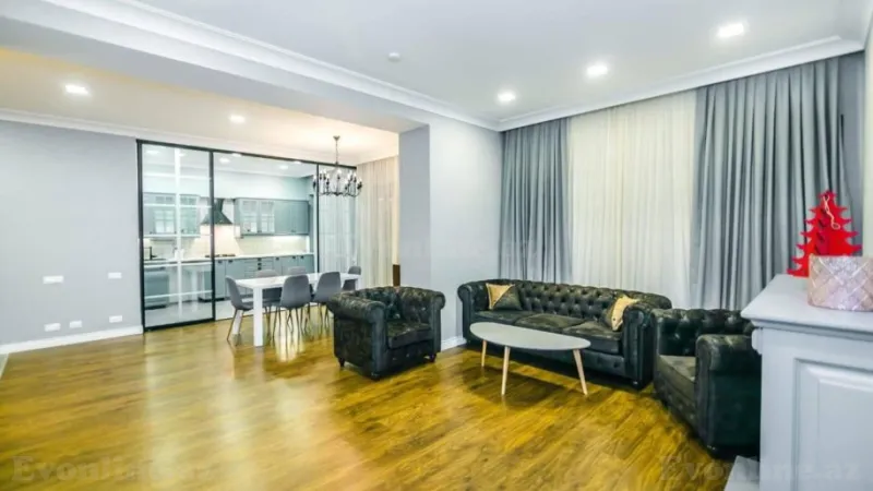 Satılır 5 otaqlı Mənzil Yeni tikili 240 m² Sahil m.