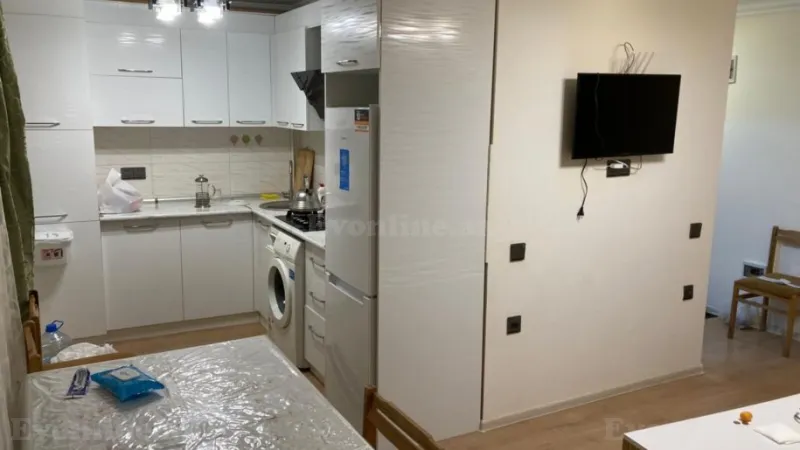 Kirayə verilir 2 otaqlı Mənzil Köhnə tikili 45 m² Elmlər Akademiyası m. - şəkil 6