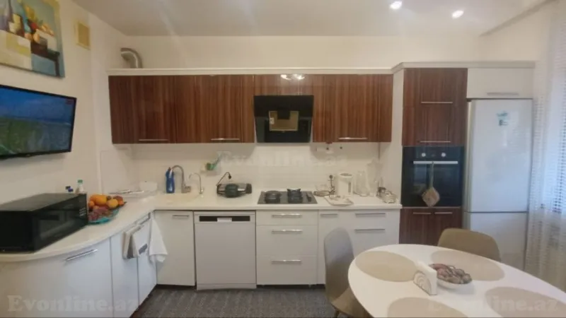 Satılır 3 otaqlı Mənzil Yeni tikili 80 m² Memar Əcəmi m. - şəkil 6