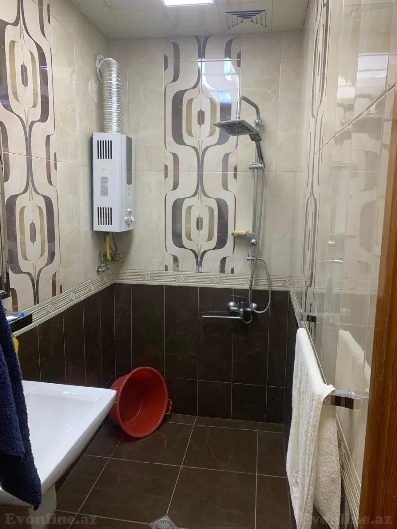 Satılır 4 otaqlı Mənzil Köhnə tikili 100 m² Xalqlar Dostluğu m. - şəkil 13