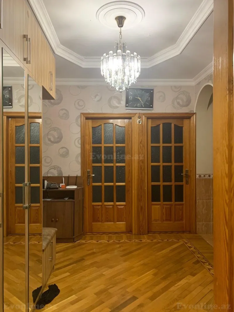 Satılır 4 otaqlı Mənzil Köhnə tikili 100 m² Xalqlar Dostluğu m. - şəkil 16