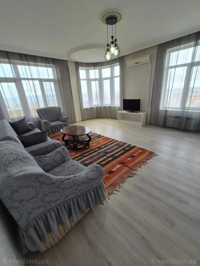 Kirayə verilir 2 otaqlı Mənzil Yeni tikili 100 m² Əhmədli