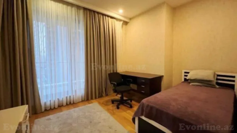 Kirayə verilir 4 otaqlı Mənzil Yeni tikili 220 m² Sahil m. - şəkil 3