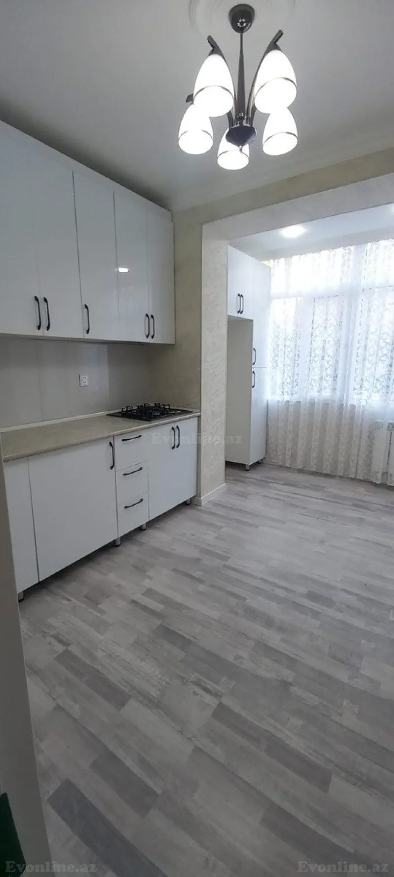 Satılır 2 otaqlı Mənzil Köhnə tikili 65 m² Xətai r. - şəkil 3