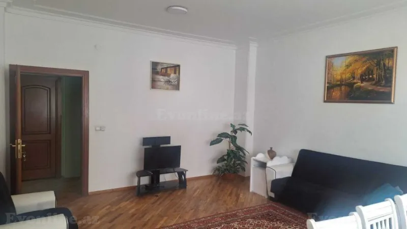 Kirayə verilir 3 otaqlı Mənzil Yeni tikili 125 m² Elmlər Akademiyası m.