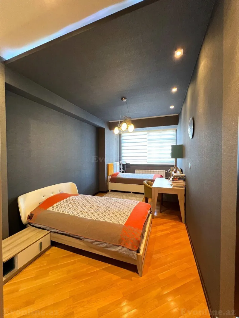 Satılır 4 otaqlı Mənzil Yeni tikili 165 m² İnşaatçılar m. - şəkil 8