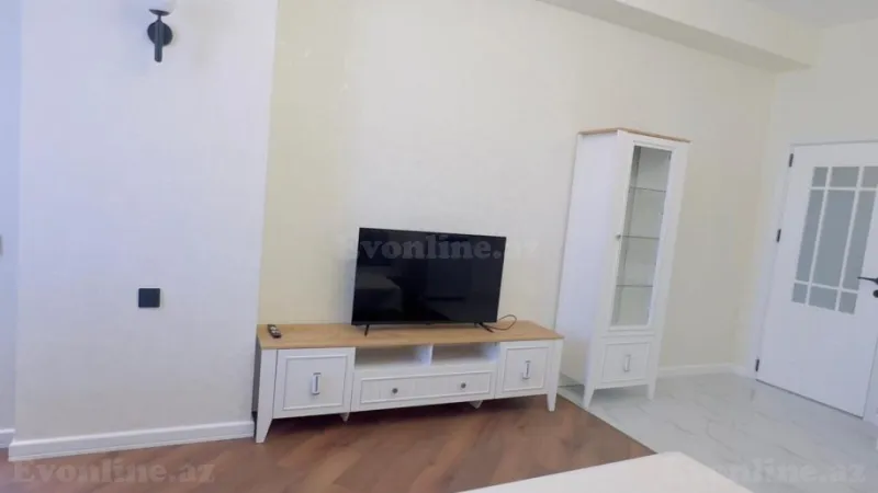 Kirayə verilir 3 otaqlı Mənzil Yeni tikili 86 m² Nərimanov r. - şəkil 4