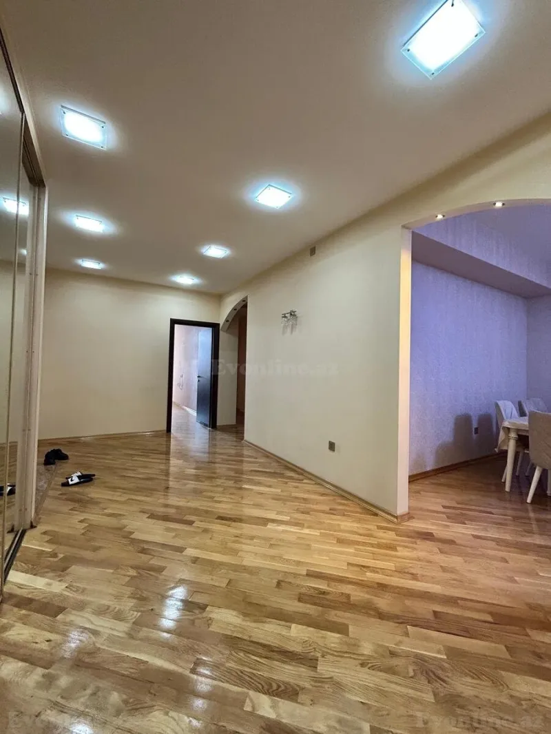 Kirayə verilir 4 otaqlı Mənzil Yeni tikili 150 m² Elmlər Akademiyası m. - şəkil 14